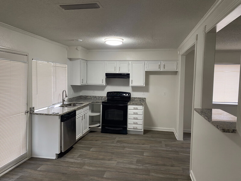 Kitchen Remodeling (After)